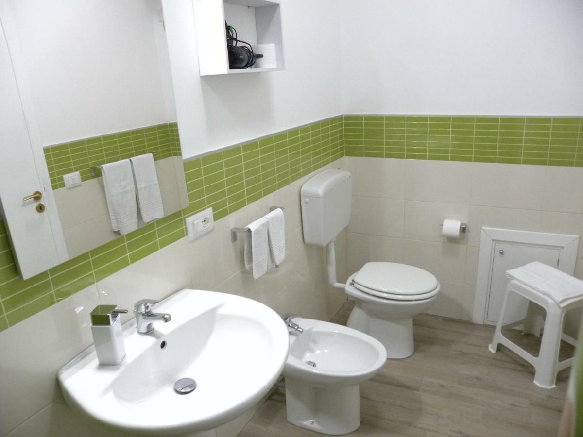 Bed and Breakfast Ibiscus Кастелламмаре-дель-Голфо Экстерьер фото